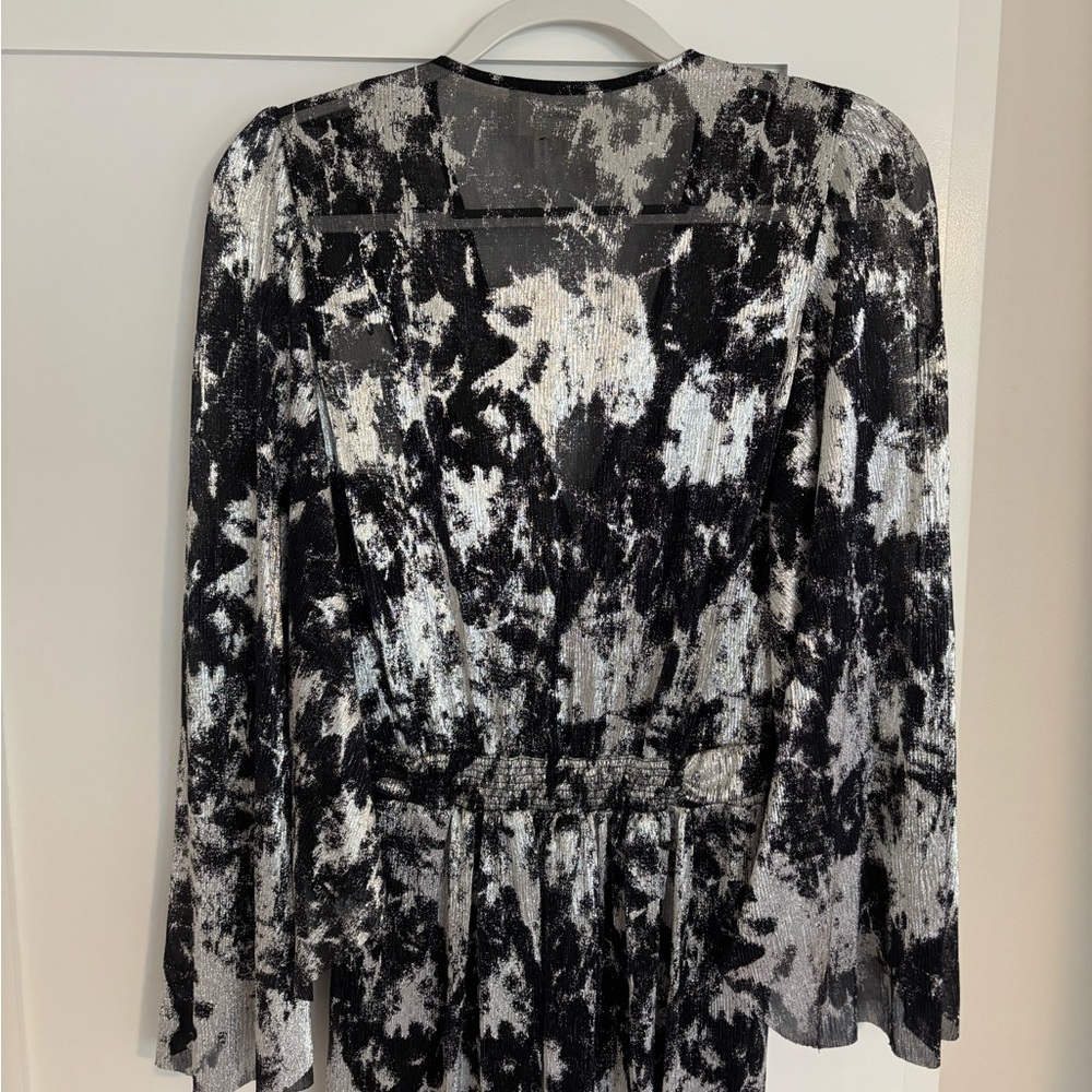 ba&sh Monochrome Long Sleeve Dress - Picture 4 of 4